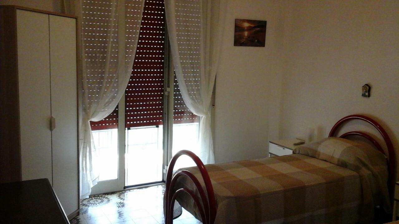 La Sterlizia Apartment Mondello Luaran gambar