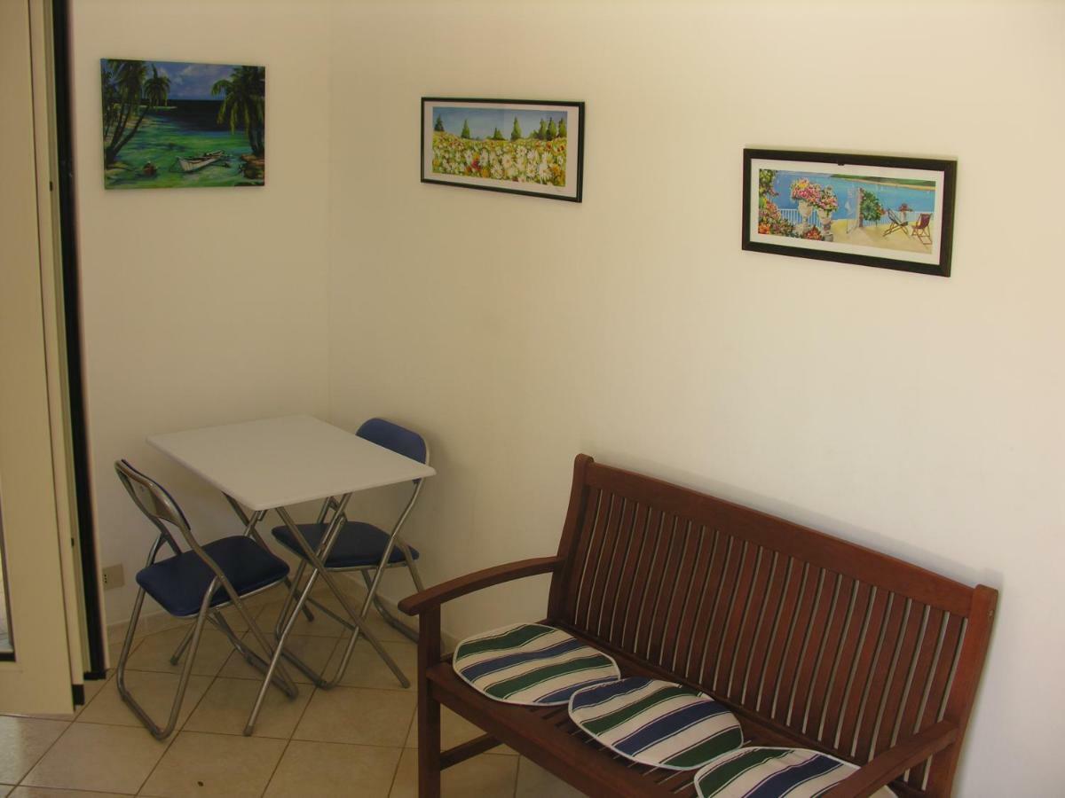 La Sterlizia Apartment Mondello Luaran gambar