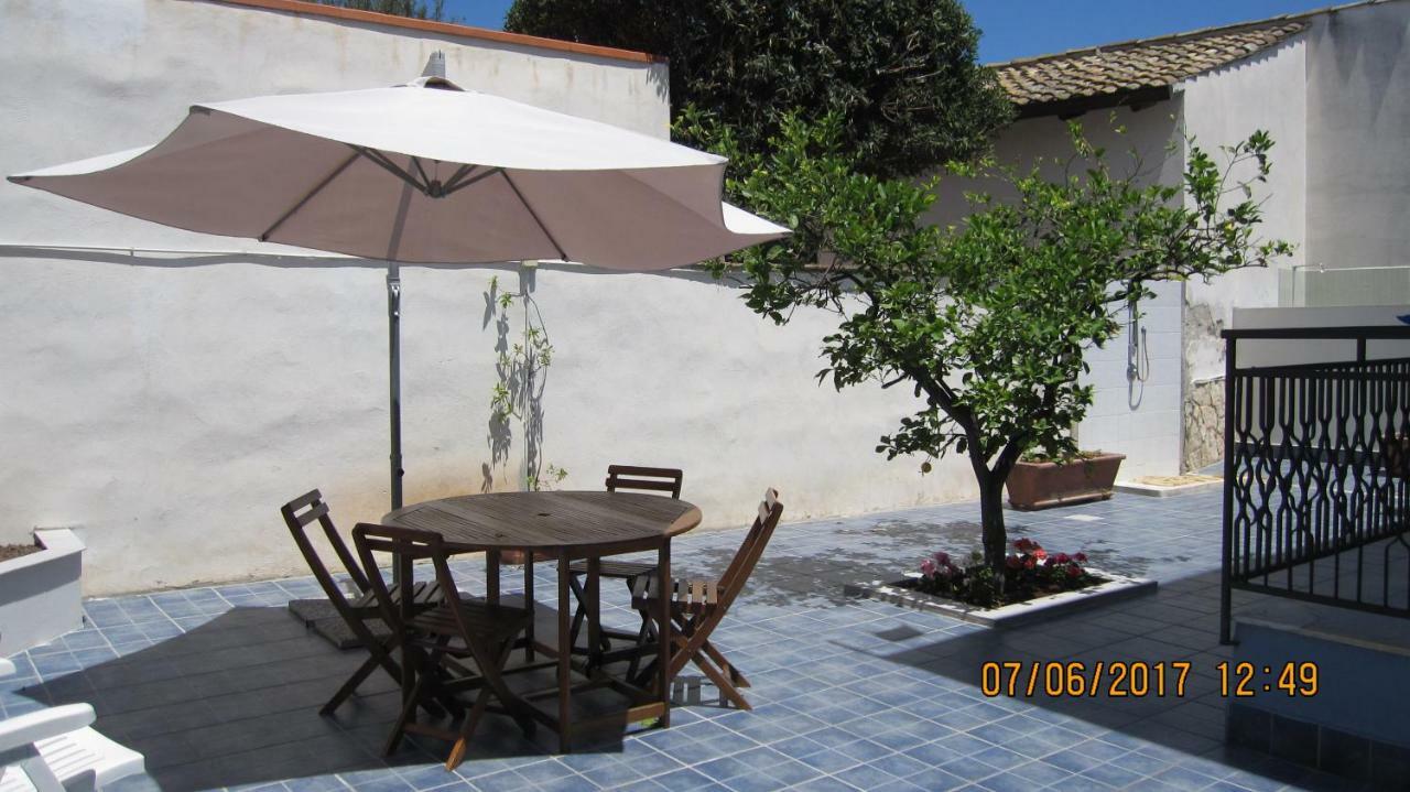 La Sterlizia Apartment Mondello Luaran gambar