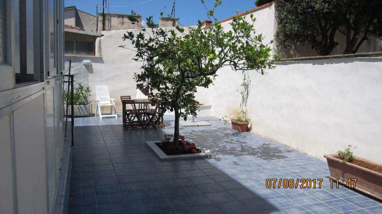La Sterlizia Apartment Mondello Luaran gambar
